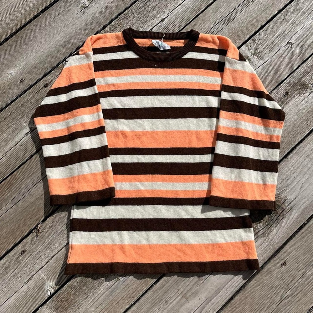 Kmart peach/white/brown striped 3/4 sleeve sweater